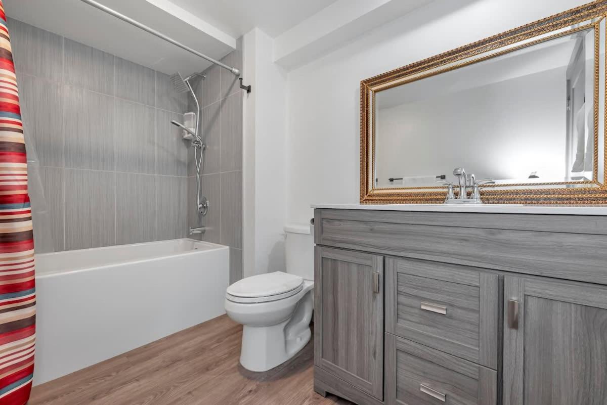 Tranquil Oasis 2 Bedroom Suite With Pool View Victoria Bagian luar foto