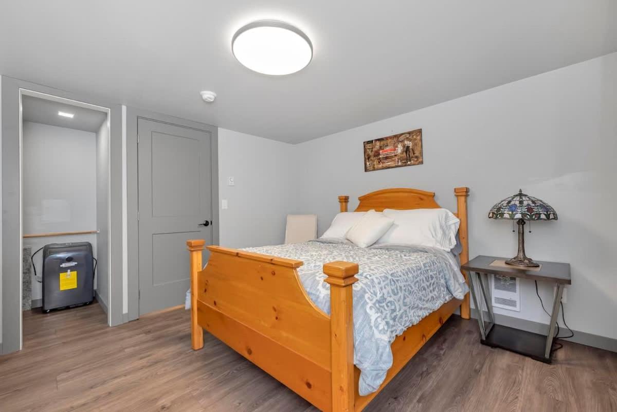 Tranquil Oasis 2 Bedroom Suite With Pool View Victoria Bagian luar foto